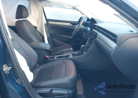 2021 Volkswagen Passat 2.0T Se из США, поврежденный, VIN 1VWSA7A38MC017931